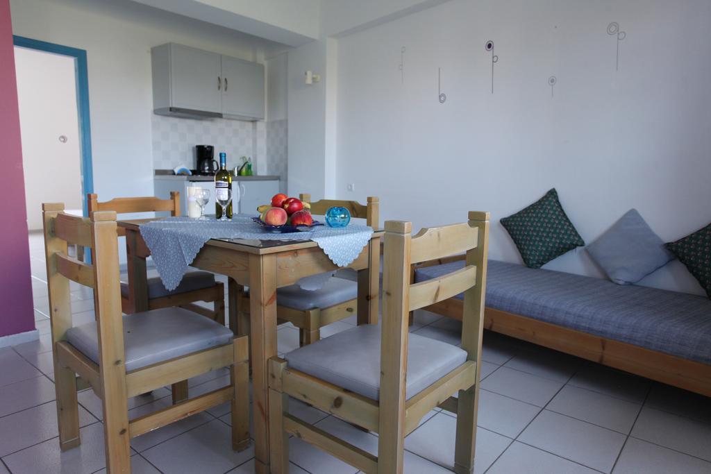 Amalthia Apartments แอร์ซอนิสซอส ห้อง รูปภาพ